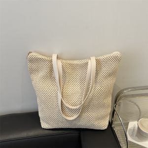 กระเป๋าถือผ้าไนลอนใบใหญ่สำหรับผู้หญิง 2024 กระเป๋าสะพายไหล่แบบลำลอง กระเป๋าถือชายหาด กระเป๋าถือผ้าไนลอนแบบอเนกประสงค์