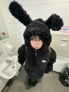 2025 New Womens Slim Fit Lamb Fur Jacket Rabbit Ear Design Eco-friendly Cotton Polyester Blend Short Coat College Style