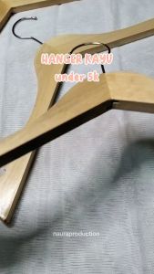 Hanger Kayu Natural: Pilihan Tepat untuk Gantungan Baju Dewasa