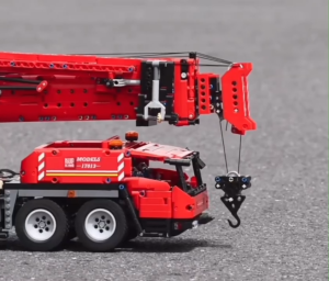 Đồ chơi lắp ráp xe cần cẩu điều khiển được từ xa Mould King 17065 technic Grove GMK Crane quà tặng
