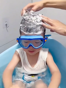 COD Swimming Goggles for Kids & Aldult with Earplugs Large Frame Silicone Waterproof Anti-fog HD Goggles 180° Wide View Professional Diving Goggles for Adults Leak-Proof Multi-Purpose HD Swimming Goggles