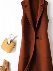 เสื้อกั๊กผ้าขนสัตว์ทรงสลิมฟิตสำหรับผู้หญิง ฤดูใบไม้ผลิและฤดูใบไม้ร่วง แฟชั่น คุณภาพสูง โพลีเอสเตอร์ ปกติ ยาวปานกลาง เสื้อคลุมคาร์ดิแกน