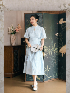New Chinese Style Heavy Embroidery Peony Blue Dress