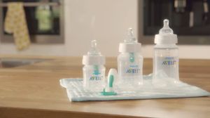 Philips Avent Anti Colic Wide Neck Baby Newborn Milk Feeding Bottle Botol Susu Bayi 4oz / 125ml 9oz / 260ml 11oz / 330ml