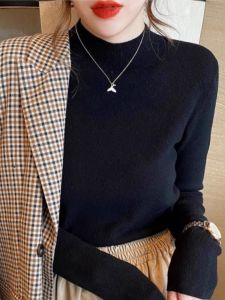 เสื้อสเวตเตอร์ถักคอสูงครึ่งตัวทรงสลิมฟิตสำหรับผู้หญิง เสื้อชั้นในสีพื้นแขนยาว แฟชั่นฤดูใบไม้ร่วง 2025 เสื้อชั้นในถักขนสัตว์