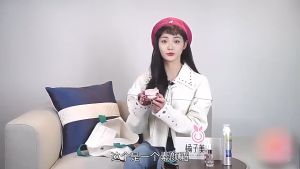 Mihoo Krim Muka Bare🌸 小迷糊自然鲜颜素颜霜 Mihoo Whitening Natural Beauty Tone Up Cream 懒人裸妆遮瑕补水保湿提亮肤色自然面霜