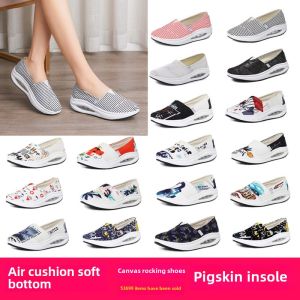 Increased Height Comfortable Slip-On Canvas Shoes