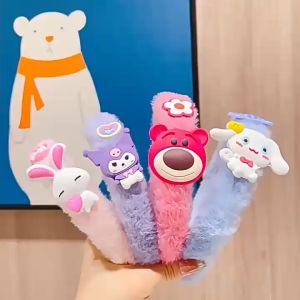 Bando Bandana Scrunchie Scrunchy Boneka Karakter Kartun Jepang Sanrio Bulu Headband Wanita Dewasa Gaya Korea Bandu Bondu Lucu Bando Anak Wanita Cewek Korea Korean Style Fashion Aksesoris Rambut Headband CINNAMOROLL KUROMI MELODY POMPOMPURIN