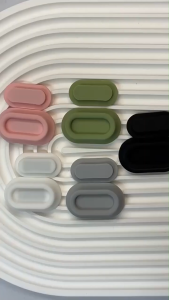 Magnetic Remote Control Holder Wall Mount Silicone Remote Control Organizer Storage No Drill Strong Self-Adhesive TV Remote Holder Remote Caddy for Air Conditioner & Backside of TV