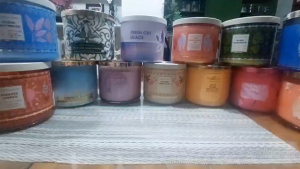 Bath & Body Works 3-Wick Scented Candles in Glass Jars 411g/14.5oz Long-Lasting Burn Time