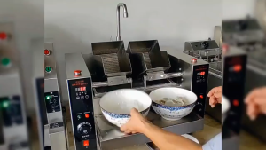 หม้อต้มก๋วยเตี๋ยวอัจฉริยะ เครื่องต้มบะหมี่ ลวกเส้นอัตโนมัติ รุ่นZB-B388 ไฟฟ้า📌มีพร้อมส่ง