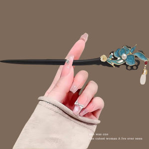NING ZHOU | Blackwood Flower-shaped Hair Pin with Antique Style