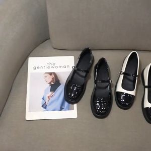 Giày búp bê nữ dáng mary janes FAROSA phối màu phong cách năng động cực hót V44 (FORM TO LÙI 1 SIZE)