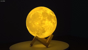 พร้อมส่งโคมไฟดวงจันทร์ table lamp ins โคมไฟตกแต่งห้อง Desk Light โคมไฟพกพา โคมไฟ โคมไฟตั้งโต๊ะ โคมไฟแสงจันทร์ ไฟกลางคืน led  Night Lights