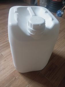 1 vỏ can 10lit đựng hoá chất mới 100%