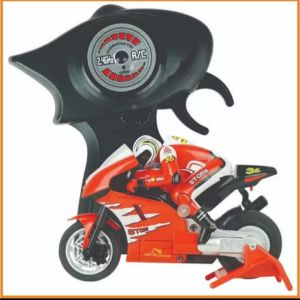 Xe Moto điều khiển từ xa cao cấp GP 1/32 2.4Ghz có Gyro tích hợp kèm dây sạc giúp xe cân bằng và ổn định ở tốc độ cao