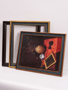Custom Retro European American Wall Hanging Frame