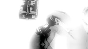 Dập ghim loại 10 Deli 15 trang Xanh Đỏ tím Cam Xanh lá - 1 cái E0260