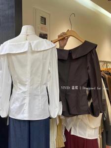 เสื้อเชิ้ตแขนยาวสไตล์ฝรั่งเศสสำหรับผู้หญิงไซส์ใหญ่ ดีไซน์ฤดูใบไม้ผลิ กระโปรงทรงเอเข้ารูป เสื้อตัวบนคอวี