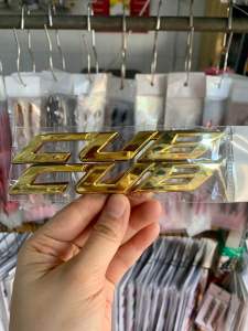 Bộ 2 chữ nổi Cub crôm vàng đời mới nhập Thái Lan hàng chất lượng cao dành trang trí riêng cho dòng xe này chữ nổi màu sắc rất đẹp và bền giá bán cực tốt bán lẻ như bán sỉ
