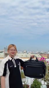 Cặp Đa Năng Học Sinh Văn Phòng Cao Cấp Dù Xốp Thái Viền Ngang Kéo Đen H1991 Tặng Móc Khóa Nam Thời Trang