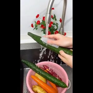 Miếng nhựa xỏ ngón chà sạch củ quả rổ nhựa vệ sinh bếp đa năng hiệu quả giá rẻ M74