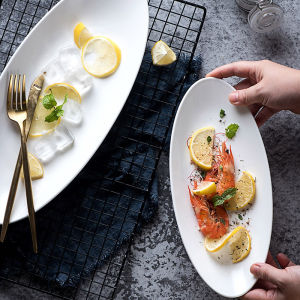 Creative Simple Oval Ceramic Plate