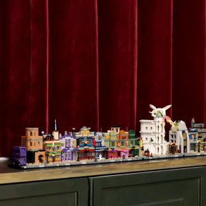 LEGO Harry Potter 76444 Diagon Alley Wizarding Shops (2750 Pieces) Mainan Toys Bricks
