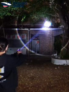 ไฟตกปลา SD7170ฉลามยิ้มไฟฉาย LED M80สว่างมาก8000LM 3โหมดกันน้ำไฟฉายชาร์จไฟได้ชนิด C ทนทานมากกลางแจ้งทำงานตกปลา