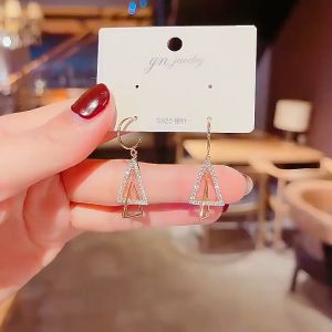 My Natural Elegant Triangle Zircon Earrings水钻金色三角形几何型耳环