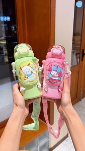 พร้อมส่ง กระติกน้ำสายสะพายเด็ก เกรดพรีเมี่ยม 316 หลอดเด้ง