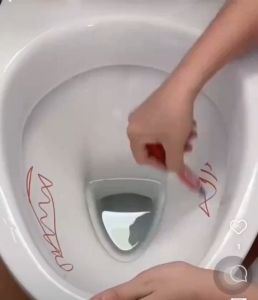 Morfunz น้ำยาทำความสะอาดโถสุขภัณฑ์ สินค้าแท้ 100% แบบไม่ต้องขัด กำจัดเชื้อโรคและแบคทีเรียได้ถึง 99% ขจัดคราบสกปรก รักษาความสะอาดและสดชื่น เป็นมิตรต่อสิ่งแวดล้อม