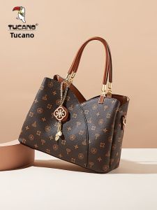 TUCANO | Large Capacity Birthday Gift Commuter Bag