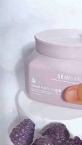 Skinsane Lulur Badan Body Scrub Sweet Berry Crush 250gr Pencerah Kulit Tubih Wangi Segar