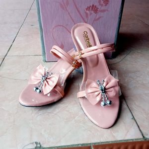 Sandal terbaru terkini sendal cewe anak anak terbaru Hak kaca tinggi 3 cm