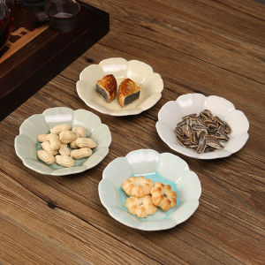 Chinese Style Ceramic Tea Snack Plate Fruit Bowl Floral Design Premium Quality Offering Dish Dry Fruit Bowl Home Decor Accessory