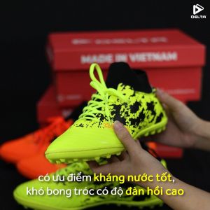 DELTA Giày Đá Bóng Nam FLASH Cổ Cao Bo Chun Vải Lót Dệt Êm Nhẹ Ôm Chân Chơi Sân Cỏ Nhân Tạo FB003M0
