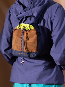 VERHERTZ | Lightweight Outdoor Backpack for Bottle and Phone
