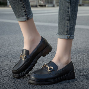 รองเท้าส้นแบนแบบสวมหัวกลมพื้นแบนสำหรับผู้หญิงในชีวิตประจำวัน สวมใส่สบาย ทนทาน รองเท้าส้นสูงแบบสวมหัวลึก พื้นรองเท้าแบบสวมหัวลึก