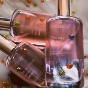 【BUY 1 TAKE 1】Women Fresh Fruity Perfume 50ml Peach Perfume 24 Hours Lasting Sweet Fruity Fragrance Body Spray Perfume Fragrance All Day Romantic Fragrance Natural Fresh Suitable For All Ages Girl Perfume Gift Women Fragrance Spray