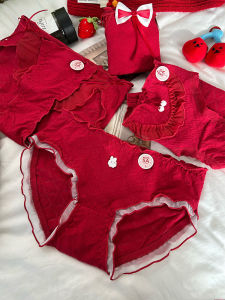 Hong Yun Da Li Mid-Waist Breathable Cotton Triangle Panties for Women Sweet Style Bows Pattern Pure Color Female Briefs