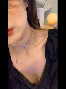 New Butterfly Necklace Hollow out Butterfly Tassel Collar Chain Cold Wind Necklace Chain Female时尚项链