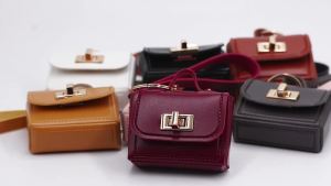 Creative Mini Leather Hangbag Bag Keychain Cute Fashion Korean Simulation Exquisite Leather Bag Pendant Keyring Jewelry Gift
