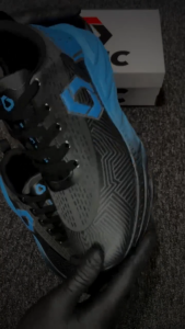 Power Of Lifetime Black Toska: Sepatu Olahraga Pria & Sepatu Running