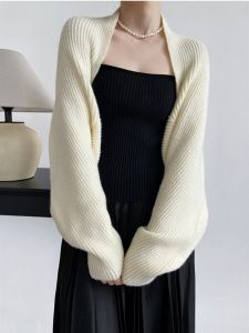 สไตล์ฝรั่งเศส ถัก คาร์ดิเกน แขนค้างคาวสั้น ผู้หญิง แจ๊กเก็ต ลำลอง ชิค ผ้าคลุมไหล่ ทันสมัย เวอร์ชั่นเกาหลีเดินทาง