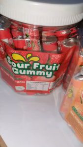 Sour fruit gummy in a jar (30 pcs) SUGAR CRASH