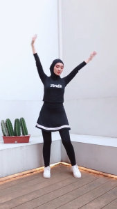 Legging Rok Olahraga Wanita Stylish dan Nyaman Stripe Skirt Pants Sport Senam Yoga Gym Sepeda Tenis