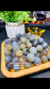 Agate murah Natural Agate "Smiling" Stones Each one has a unique pattern and smile 😁 Agate is believed to attract wealth health and good luck ✅ 📌 Random pick 1pc