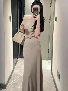 Chic Khaki Off-Shoulder Dress Set Elegant High Waist A-Line Skirt Short Sleeve round Neck Polyester Fiber City Commute Suitable