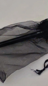 Bút kẻ mắt nước dạng nỉ lâu trôi Felt Tip Liquid Eyeliner Pen black 1.1ml màu đen chống thấm nước chống nhòe của Mỹ